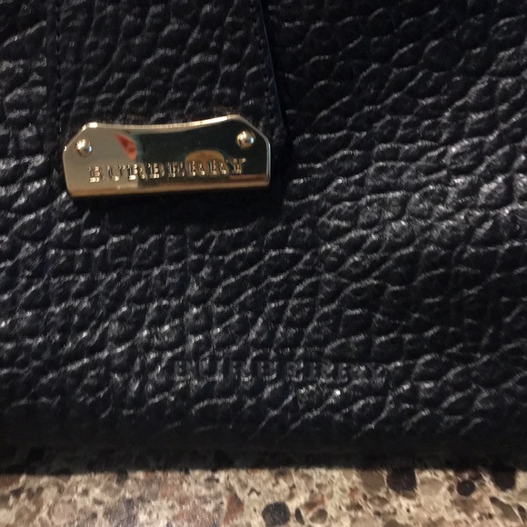 Burberry Canterbury Grainy Black Leather Tote - Picture 4 of 11
